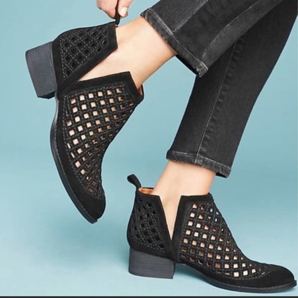 Jeffrey Campbell Taggart Open Weave Booties - Picture 2 of 12